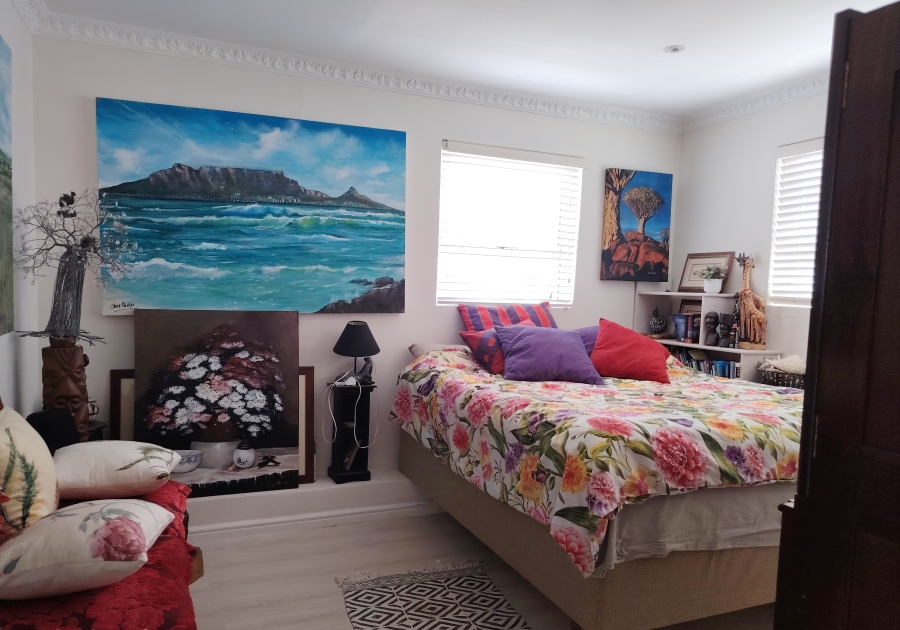 To Let 1 Bedroom Property for Rent in Strand Central Western Cape